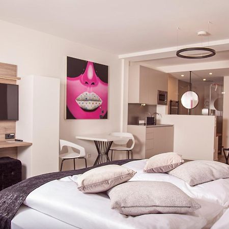 The Faces Berlin Apartment Luaran gambar